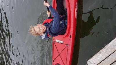 En kano med unge Søspejder fra Struer Sø